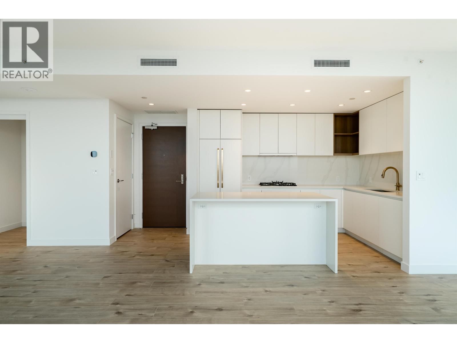 720 FARROW Street, Coquitlam, British Columbia V3J 0P3