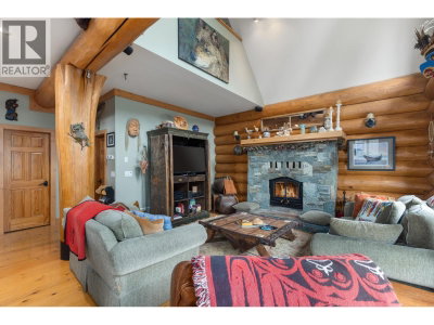 7270 SPRUCE GROVE Circle | Whistler British Columbia | Slide Image Nine