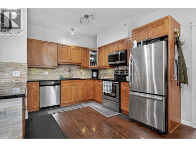 22858 LOUGHEED Highway | Maple Ridge British Columbia | Slide Image Eleven