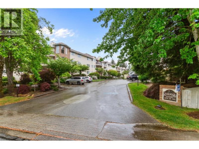 22611 116 Avenue | Maple Ridge British Columbia | Slide Image Twenty-four