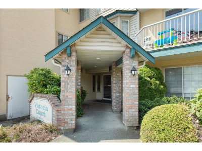 2567 VICTORIA Street | Abbotsford British Columbia | Slide Image Five