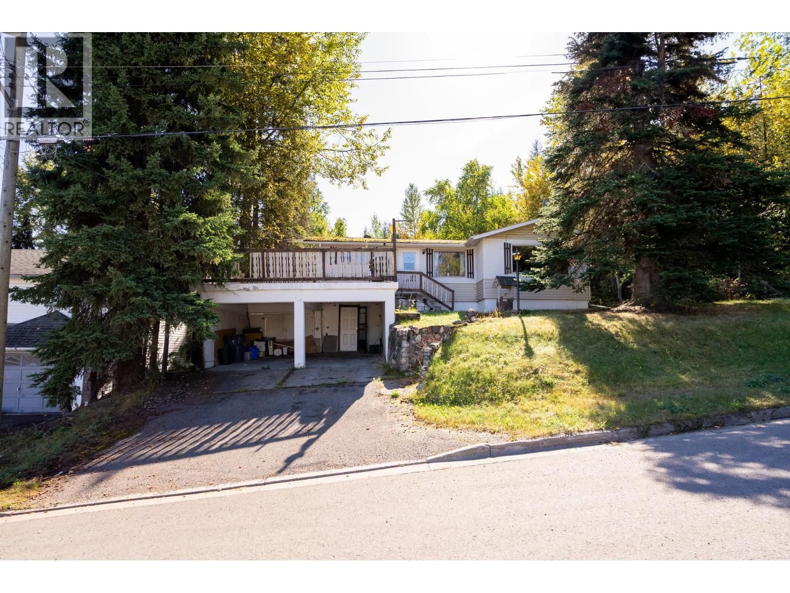 2843 GOGOLIN Road, Prince George, British Columbia V2N 1N3