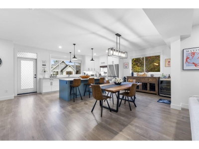 4295 OLD CLAYBURN Road | Abbotsford British Columbia | Slide Image Six