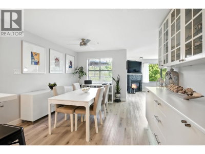 225 NEWPORT Drive | Port Moody British Columbia | Slide Image Eighteen