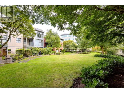 225 NEWPORT Drive | Port Moody British Columbia | Slide Image Thirty-six