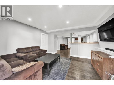 12288 233 Street | Maple Ridge British Columbia | Slide Image Twenty-four