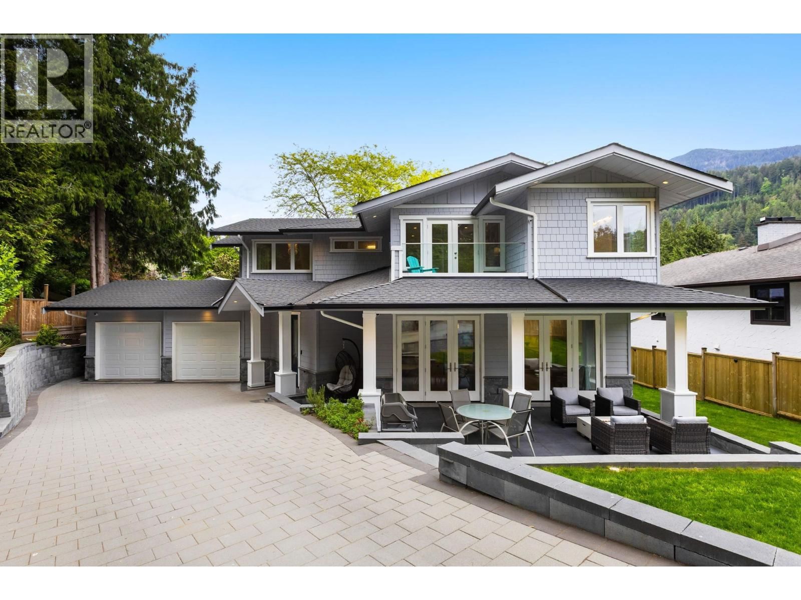 6560 NELSON Avenue, West Vancouver, British Columbia V7W 2A9