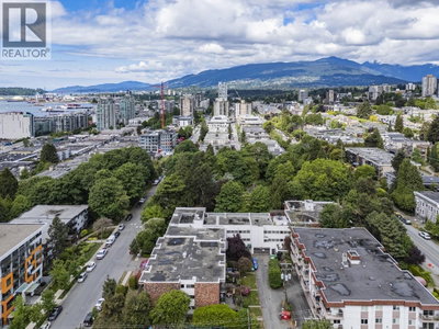 360 2ND Street | North Vancouver British Columbia | Slide Image Twenty-four
