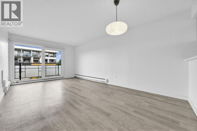 360 2ND Street | North Vancouver British Columbia | Slide Image Eight