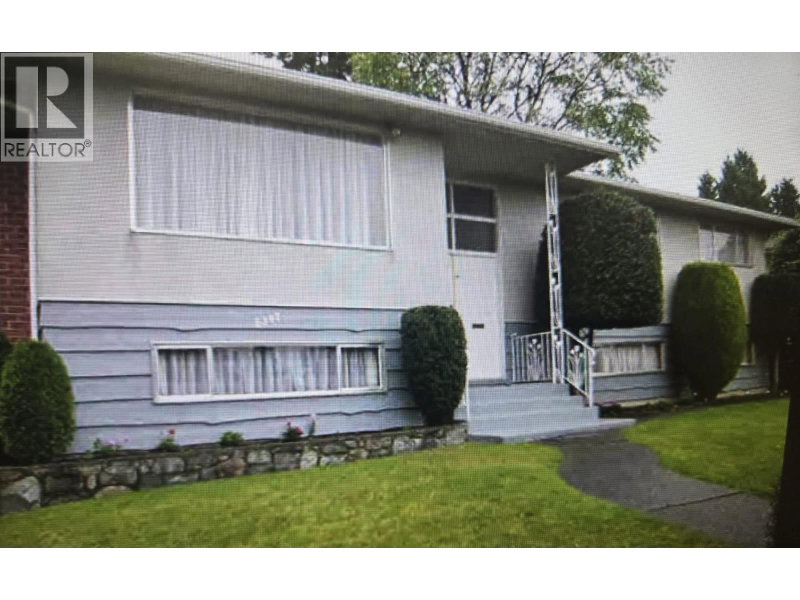 6307 SUMAS Street Burnaby British Columbia, V5B 2T8 - 5 Bedrooms Home For Sale