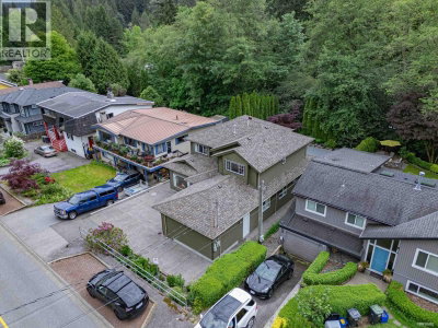 4317 CLIFFMONT Road | North Vancouver British Columbia | Slide Image Twenty-seven