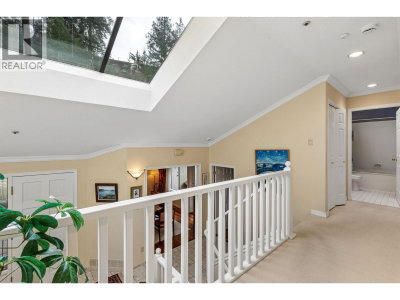 5180 MEADFEILD Road | West Vancouver British Columbia | Slide Image Ten