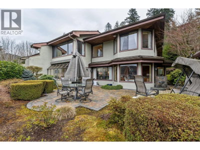 5180 MEADFEILD Road | West Vancouver British Columbia | Slide Image Twenty