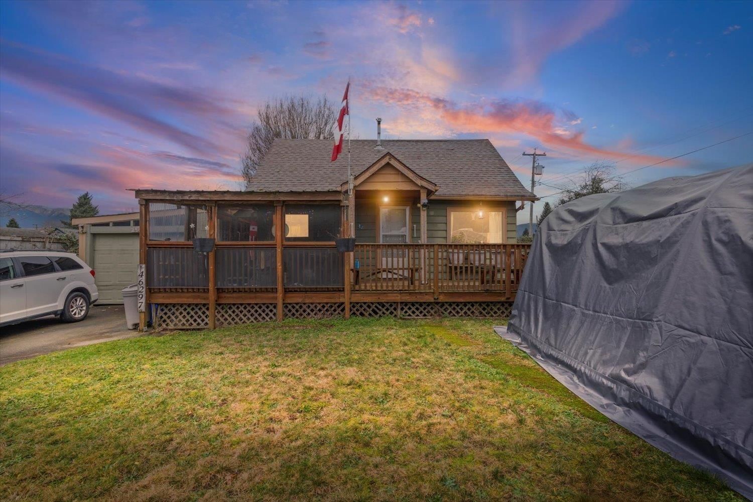 46297 GORE Avenue, Chilliwack, British Columbia V2P 2A2