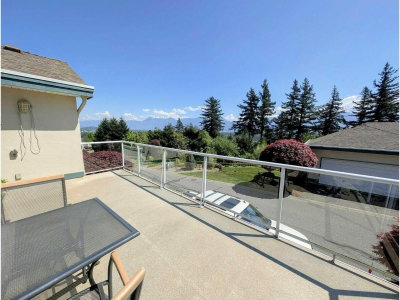 8590 SUNRISE Drive | Chilliwack British Columbia | Slide Image Two