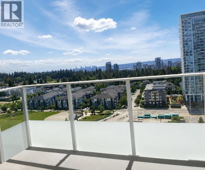 537 COTTONWOOD Avenue | Coquitlam British Columbia | Slide Image Six