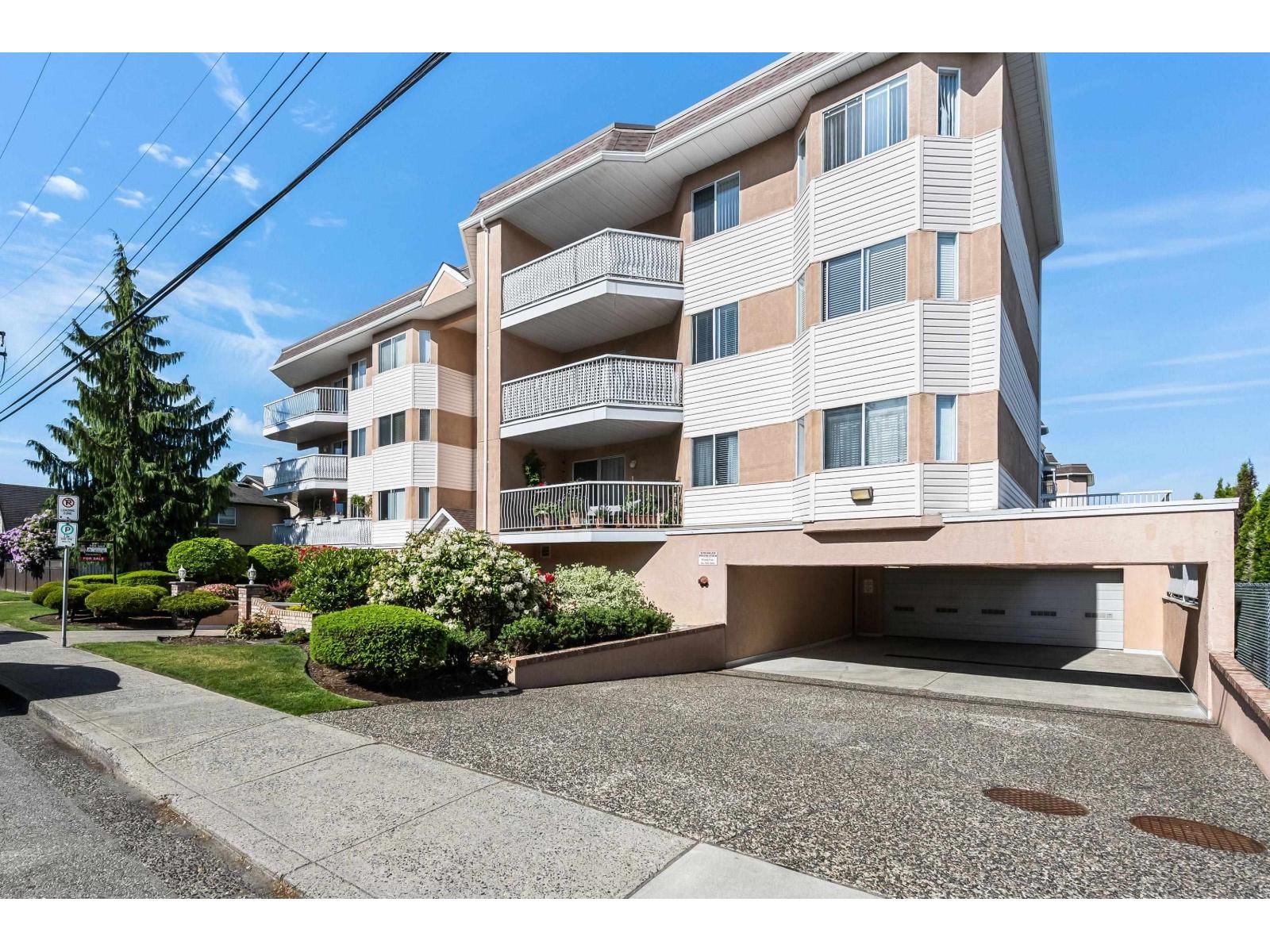 8985 MARY Street, Chilliwack, British Columbia V2P 4J4