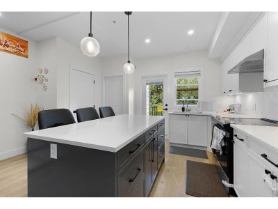 32970 TUNBRIDGE Avenue | Mission British Columbia | Slide Image Eight