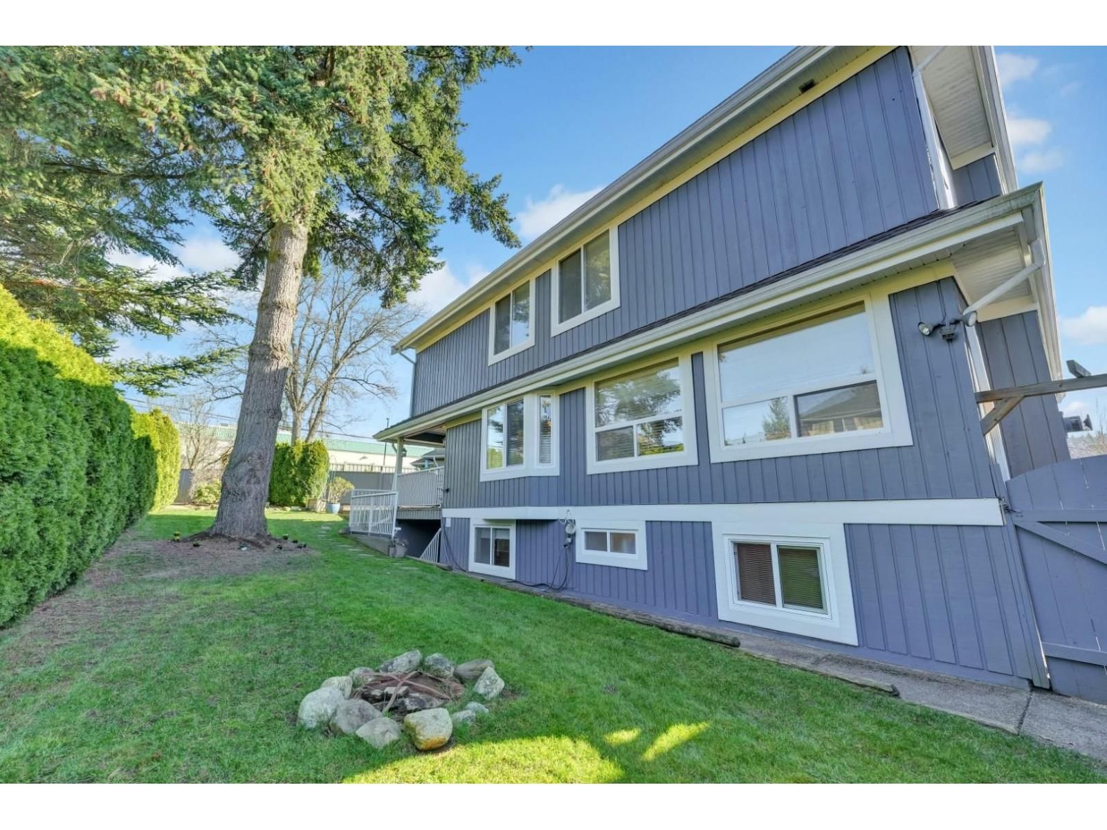 14763 31A AVENUE Image 36