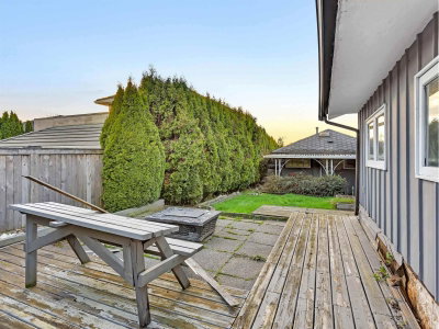 852 STEVENS Street | White Rock British Columbia | Slide Image Thirty-one