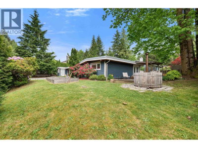 40524 HIGHLANDS Way | Squamish British Columbia | Slide Image Twenty-five