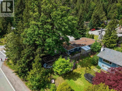 40524 HIGHLANDS Way | Squamish British Columbia | Slide Image Twenty-six