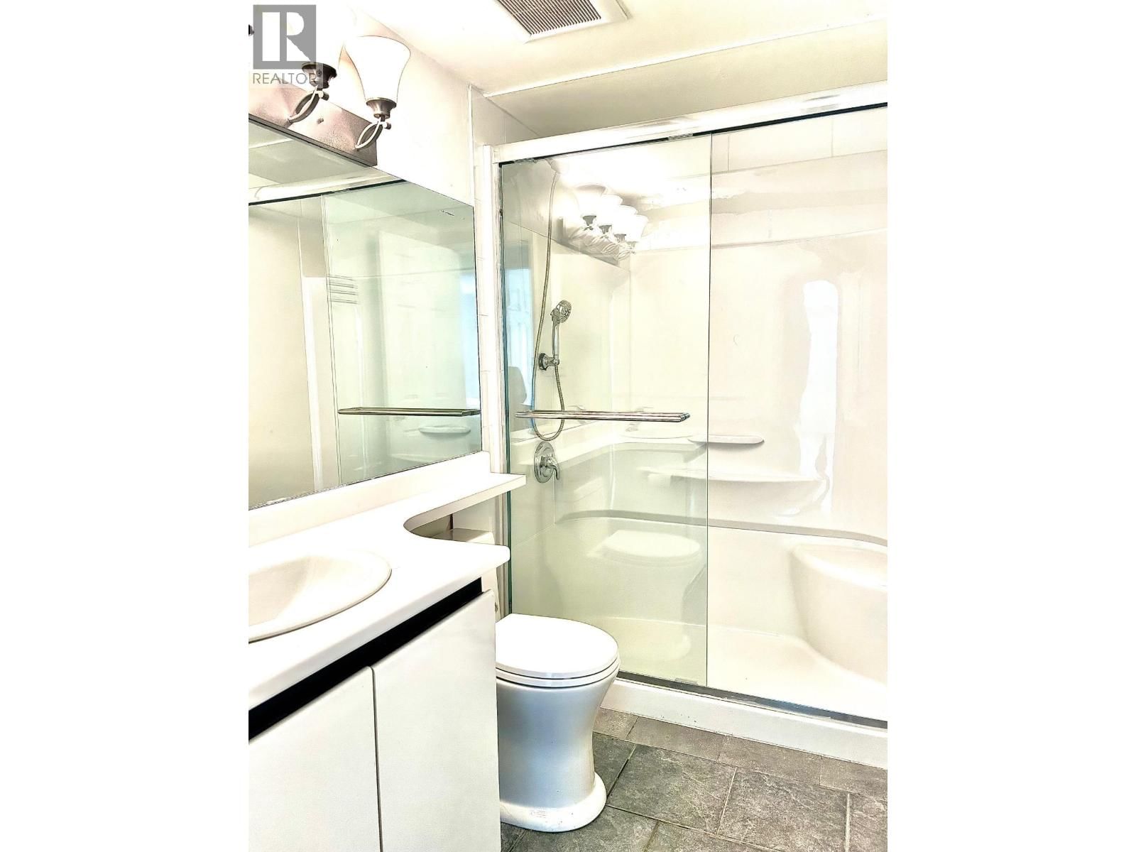 6420 BUSWELL Street, Richmond, British Columbia V6Y 2G3