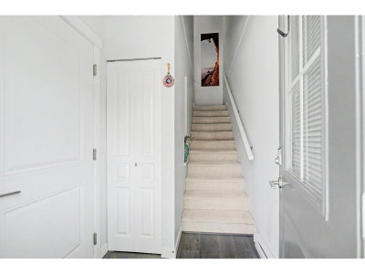 30930 WESTRIDGE Place | Abbotsford British Columbia | Slide Image Three