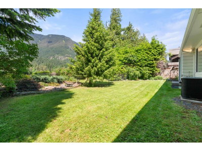 236 WATER Avenue | Hope British Columbia | Slide Image Twenty-one