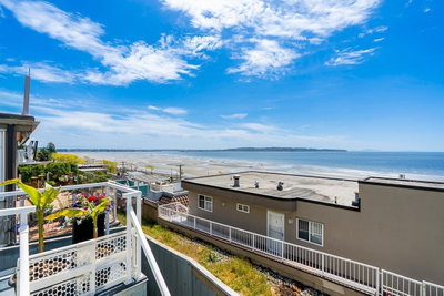15410 VICTORIA Avenue | White Rock British Columbia | Slide Image Twenty-six