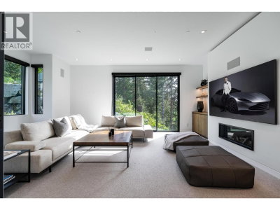 3824 SUNRIDGE Drive | Whistler British Columbia | Slide Image Fourteen