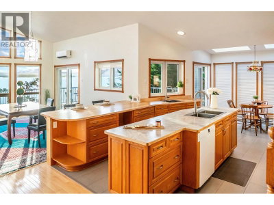 37189 SCHOONER Way | Pender Island British Columbia | Slide Image Eight