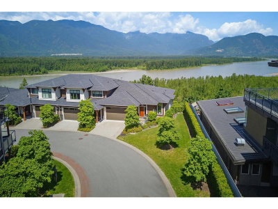 43685 CHILLIWACK MOUNTAIN Road | Chilliwack British Columbia | Slide Image One