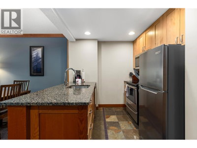 2036 LONDON Lane | Whistler British Columbia | Slide Image Fourteen