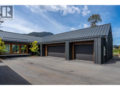 9304 STELLER'S Way | Whistler British Columbia | Slide Image Forty