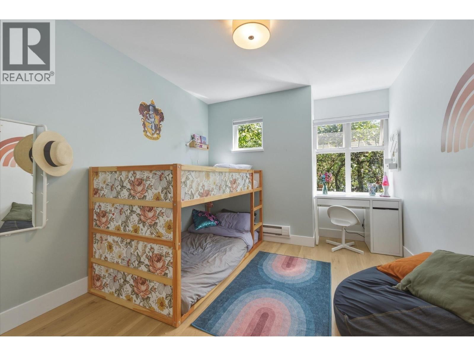 1073 PENDER STREET Image 26