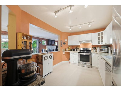 20894 57 Avenue | Langley British Columbia | Slide Image Twenty