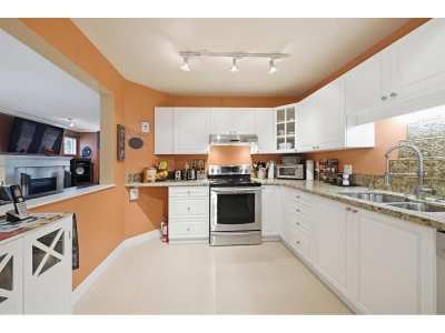 20894 57 Avenue | Langley British Columbia | Slide Image Twenty-one