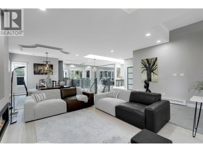 13 SHORELINE Circle | Port Moody British Columbia | Slide Image Eleven