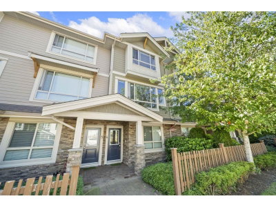 19752 55A Avenue | Langley British Columbia | Slide Image One