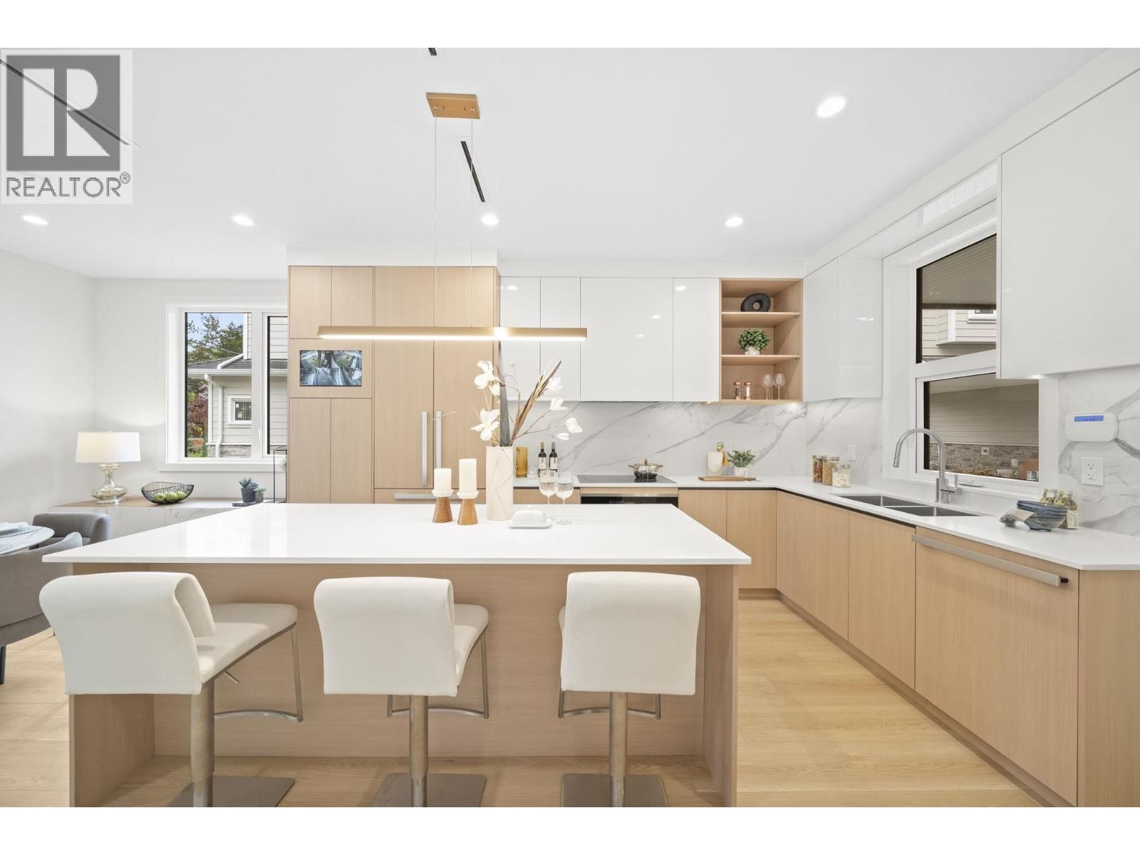 6700 FRANCIS RD, Richmond, British Columbia V7C 1K5