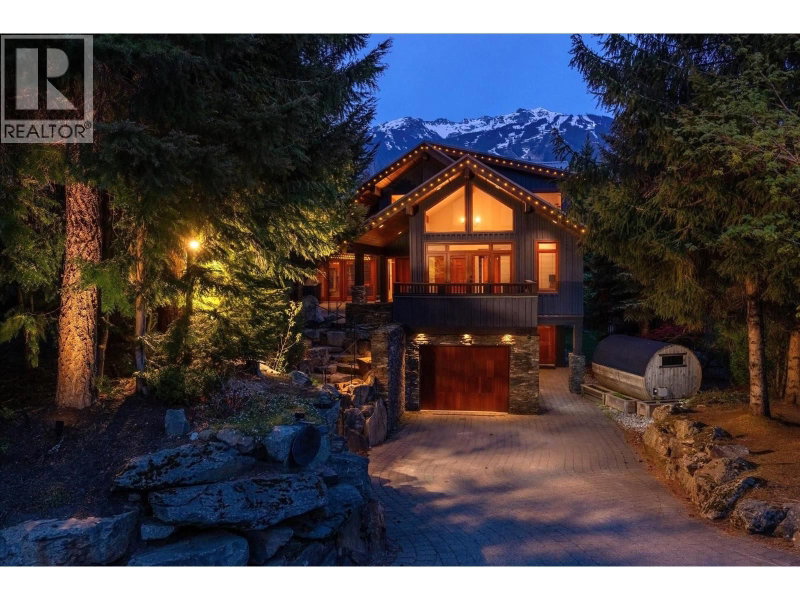6260 BISHOP Way Whistler British Columbia, V8E 0C6 - 5 Bedrooms Condo For Sale