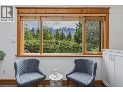 6260 BISHOP Way | Whistler British Columbia | Slide Image Sixteen