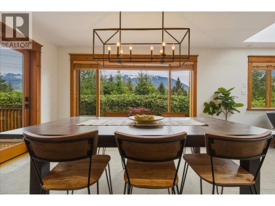 6260 BISHOP Way | Whistler British Columbia | Slide Image Seventeen