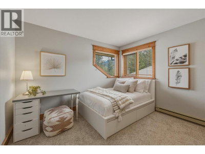 6260 BISHOP Way | Whistler British Columbia | Slide Image Thirty-two