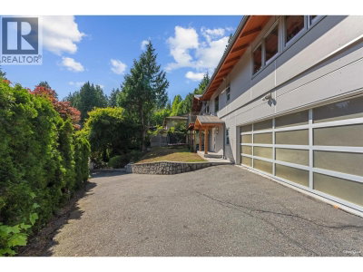 3907 BAYRIDGE Place | West Vancouver British Columbia | Slide Image Twenty-five