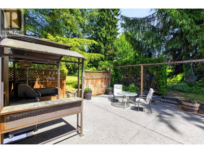 655 MACINTOSH Street | Coquitlam British Columbia | Slide Image Twenty