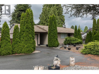 12373 203 Street | Maple Ridge British Columbia | Slide Image Three