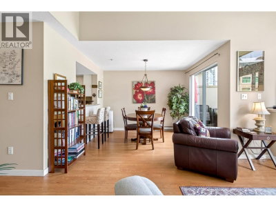 220 NEWPORT Drive | Port Moody British Columbia | Slide Image Ten