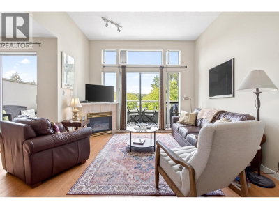 220 NEWPORT Drive | Port Moody British Columbia | Slide Image Five